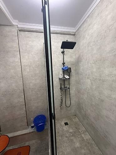 Очок: Студия с современной отделкой и мебелью сдается на долгий срок, мкр — 3