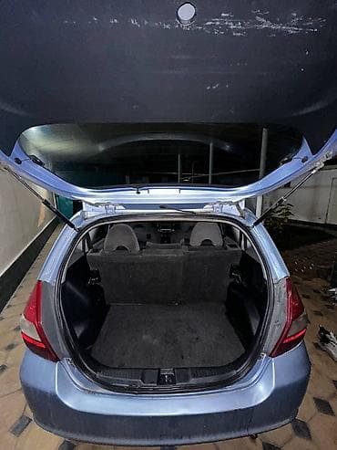 маляр машина: Honda Fit: 2004 г., 1.3 л, Вариатор, Бензин — 5