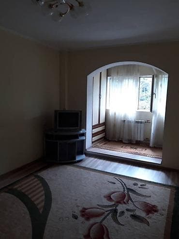 osh flats: 1 комната, 32 м², 2 этаж, Евроремонт — 4