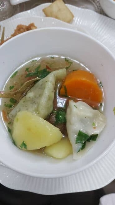 работа в караколе официант: Требуется Повар : Горячий цех, Национальная кухня — 1