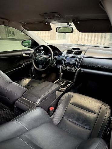 Toyota Camry: 2011 г., 2.5 л, Автомат, Бензин, Седан — 6