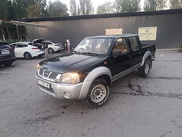 Nissan Navara: 2015 г., 2.4 л, Механика, Бензин, Пикап