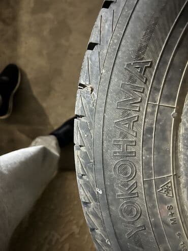 шины на венто: Шины 215 / 60 / R 16, Зима, Б/у, Комплект, Легковые, Япония, Yokohama — 3