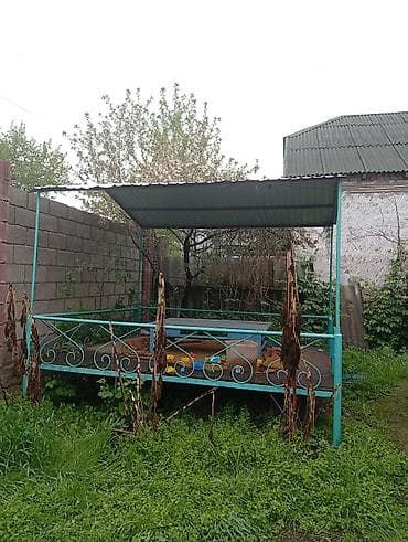 продам раскладушку: Продаю кровать 400 сом и тапчан размер 3/2.60 цена 24 минКровать с — 9