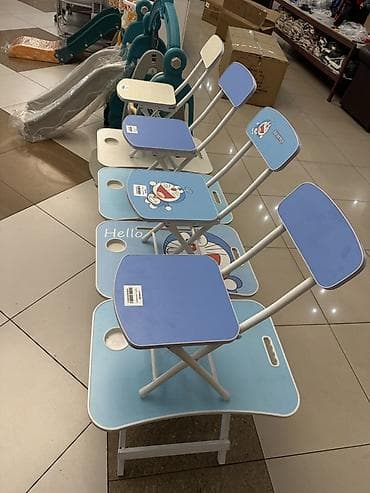 складной письменный стол для школьника: Комплект детского стола и стула — 3