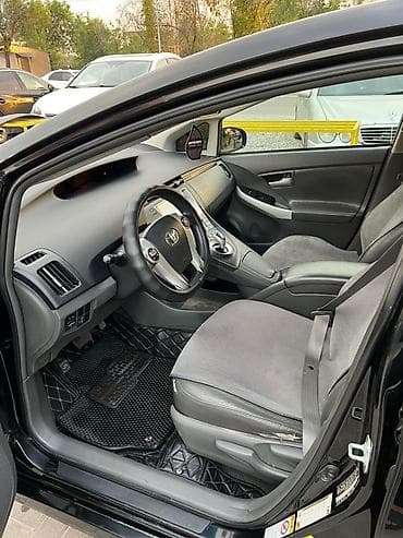 1 9 dci: Toyota Prius: 2011 г., 1.8 л, Вариатор, Гибрид, Лифтбек — 7