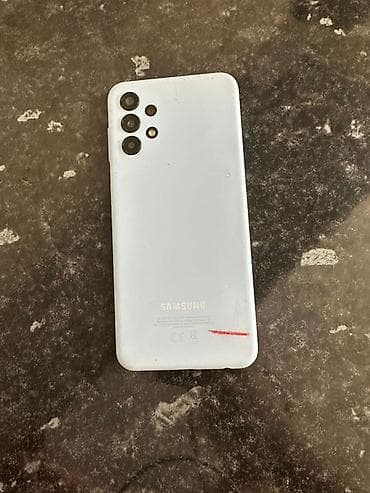 poco 4 gt: Samsung A10e, Б/у, цвет - Белый, 2 SIM — 3