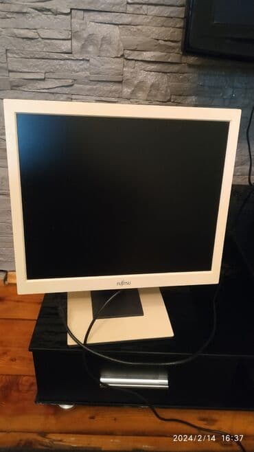 fujitsu: Монитор, Fujitsu, Б/у, LCD, 17" - 18" — 3