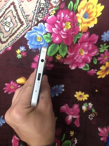 redmi note 13pro: Poco C71, Б/у, 128 ГБ, цвет - Серебристый, 2 SIM — 3