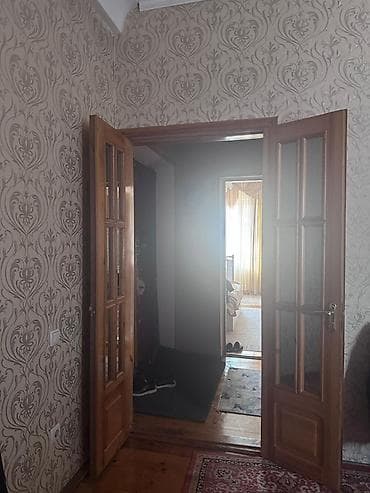 квартиры в токмоке: 3 комнаты, 76 м², Сталинка, 2 этаж — 2