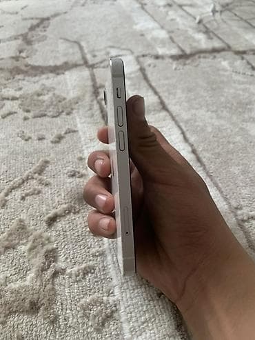купит цивик: IPhone 12 mini, Белый — 3