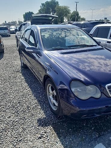 мер: Mercedes-Benz C-Class: 2002 г., Седан — 3