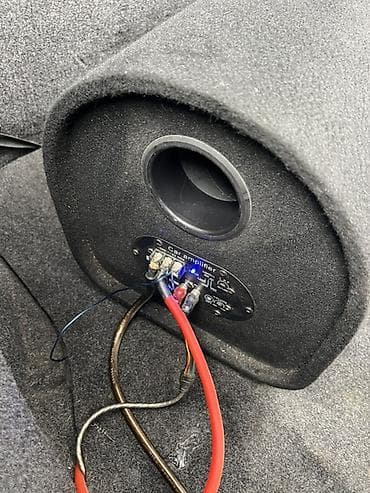 калонка корпус: Сабвуфер KLANG в тубе с встроенным усилителем - Форм‑фактор — 2