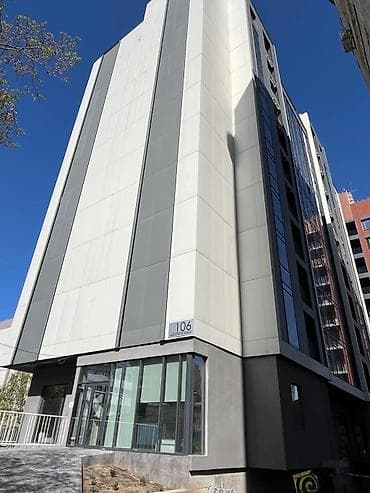 Кыймылсыз мүлк: Кеңселерди ижаралоо, 54 м², Бизнес борборунда, Өзүнчө ашканасы менен, Юридикалык дареги менен — 4