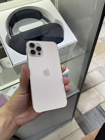 IPhone 12 Pro, Б/у, 128 ГБ, Золотой, Защитное стекло, Чехол, В рассрочку, 76 %