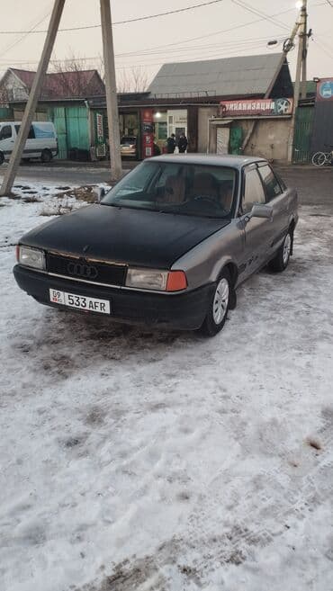 Audi 80: 1987 г., 1.8 л, Механика, Бензиновая, Седан