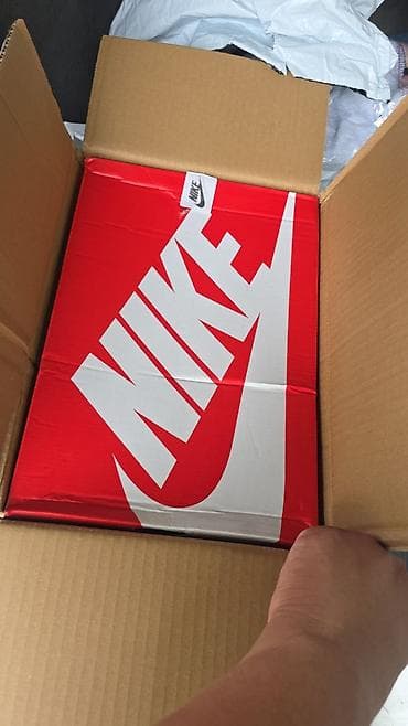 Мужские кроссовки, 42.5, Nike, Новый at lalafo.kg Мужские кроссовки, 42.5, Nike, Новый