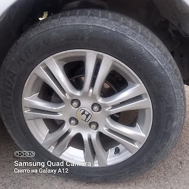 h: Комплект колес для Honda: - Литые диски Honda, многоспицевые (примерно — 1