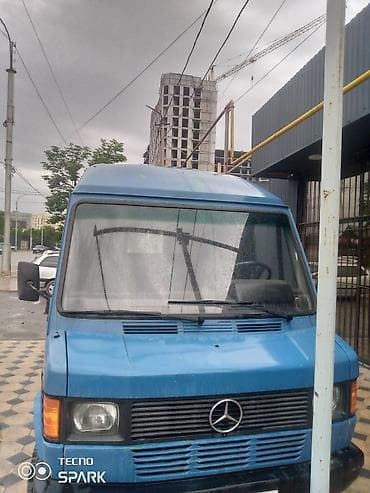 Легкий грузовик, Mercedes-Benz
