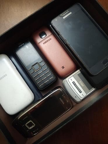 nokia e63: Nokia E66, Б/у, цвет - Черный — 1