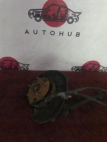 step rf3: Задняя левая Ступица Toyota 2004 г., Б/у, Оригинал, Япония — 1