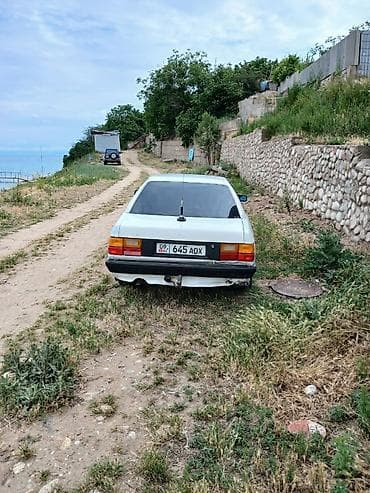 Продажа авто: Audi 100: 1988 г., 1.8 л, Бензин — 4