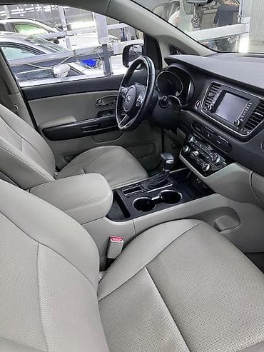 mersedes e200: Kia Carnival: 2019 г., 2.2 л, Автомат, Дизель, Минивэн — 8