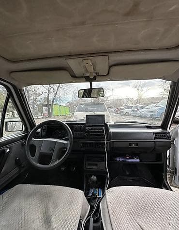 фв 6: Volkswagen Golf: 1987 г., 1.8 л, Механика — 9