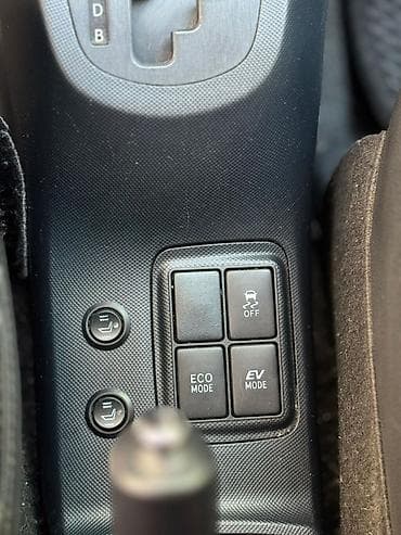 prius: Toyota Aqua: 2019 г., 1.5 л, Автомат, Гибрид, Хэтчбэк — 9