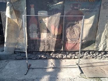 Металлическая напольная стойка‑рама - Прочная каркасная конструкция — 1