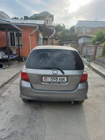 Honda Fit: 2003 г., 1.3 л, Автомат, Бензин, Хэтчбэк — 4