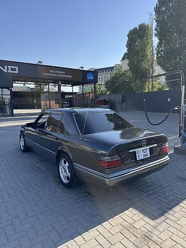 Mercedes-Benz W124: 1994 г., 3.2 л, Автомат, Бензин, Седан — 3