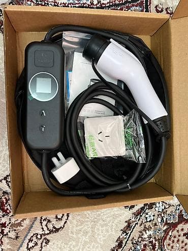 сидение на бус: Домашняя станция для зарядки электромобиля (AC) Описание: - Настенная — 2