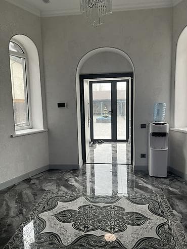 большой сад: Просторный частный комплекс с большим двором и благоустроенной — 7