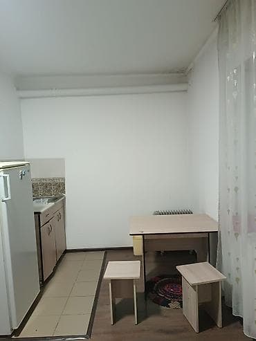 Бөлмөлөр: Сдается компактная квартира студия с кухонной зоной. Планировка и — 2