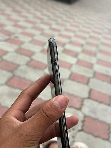 asus sonicmaster core i5: IPhone X, Space Gray — 3