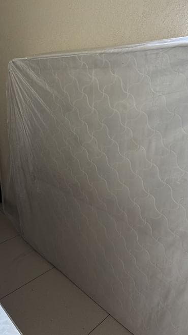 Спальный матрас, Двуспальный, Боннельная система пружин, Пенополиуретан, Матрасы средней жесткости