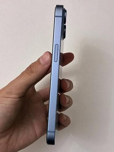 apple display: IPhone 14, Б/у, 128 ГБ, Голубой, Чехол, Защитное стекло, 97 % — 3