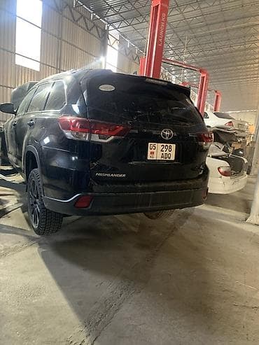Toyota Highlander: 2019 г., 3.5 л, Автомат, Бензин, Кроссовер — 4