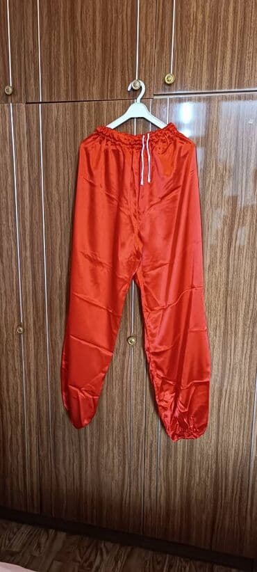 борцовка для борьбы: Продам костюмы для ушу. Новые. Белый ростовка 165-175, 3000сом — 3