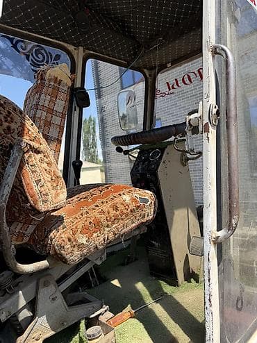 кебез тыткан: Продаю Комбайн Ешка 302 в отличном состоянии . Все вопросы по телефону — 7