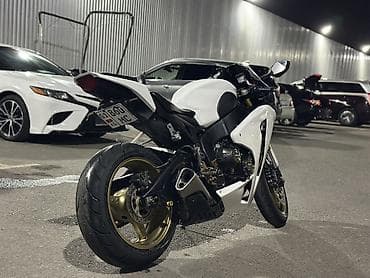 Мотоциклы: Спортбайк Honda, 1000 куб. см, Бензин, Взрослый, Б/у — 5