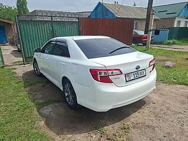 чехол тайота: Toyota Camry: 2012 г., 2.5 л, Автомат, Гибрид, Седан — 2
