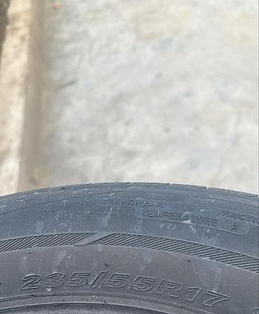 Транспорт: Комплект летних шин 235/55 R17. - Тип: легковые, летние - Размер — 3