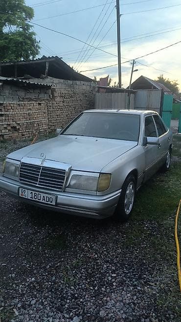Mercedes-Benz W124: 1992 г., 2.3 л, Автомат, Бензин, Седан — 2