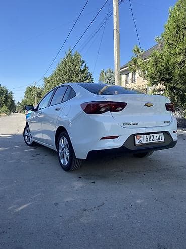 Продажа авто: Chevrolet Onix: 2019 г., 1 л, Автомат, Бензин, Седан — 3