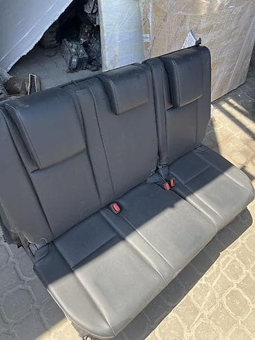 step rf3: Заднее сиденье (диван) для автомобиля, 3-местное. От автомобиля Toyota — 4