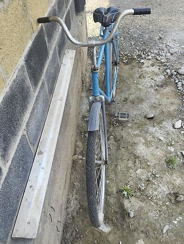 велик сунами: Городской велосипед с классической стальной рамой и багажником — 2