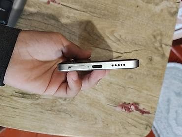 logitech combo: Poco F6, Б/у, 512 ГБ, цвет - Серебристый, 2 SIM — 6
