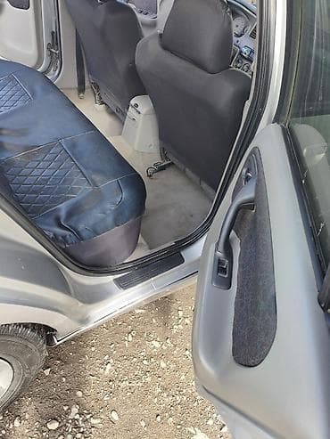 Nissan Primera: 1999 г., 2 л, Вариатор, Газ, Хэтчбэк — 8